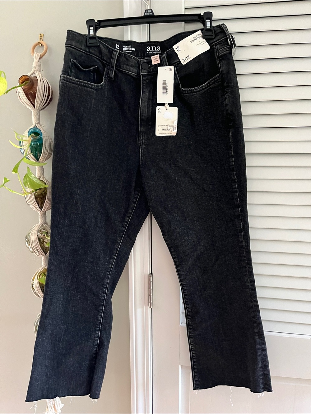 a.n.a Black Cropped High-Rise Flare Jeans